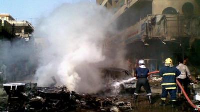 Firefighters extinguish car bomb blaze, Baghdad (27 May)