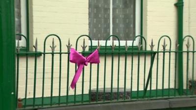 Pink ribbon in Machynlleth