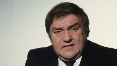 Les Dawson