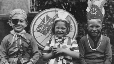 Peter Whitcomb (right) and Brenda Nurcombe with their brother Michael (left)