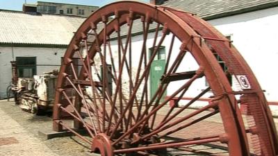 Winding gear wheel