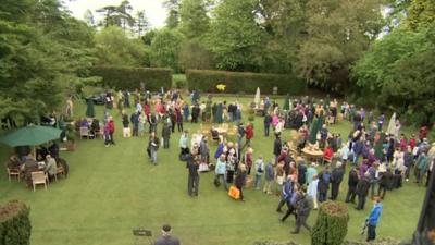 Antiques Roadshow in Cirencester