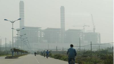 Coal fired-power station in the town of Haimen, Guangdong Province