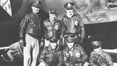 B-17 flight crew