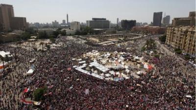 Egyptian protesters fill Tahrir Square ahead of mass rally