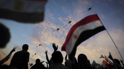 Helicopters and flags in Cairo