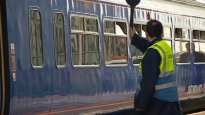 A train at Nottingham Station