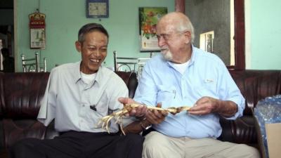 Sam Axelrad and Nguyen Quang Hung, reunited after more than 40 years.