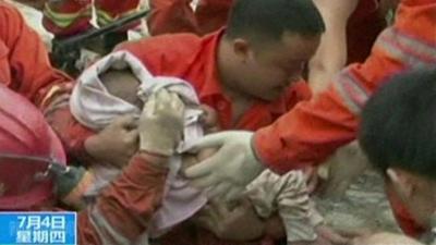 Baby rescue footage from Chinese TV