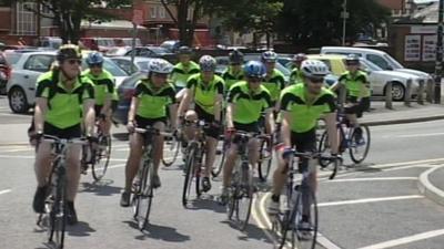 Tour of Berkshire cyclists