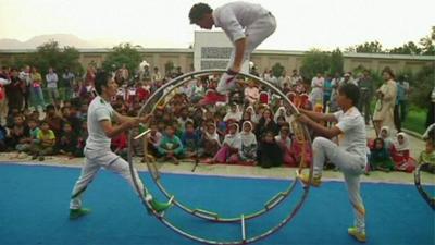 Children performing at the festival