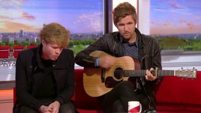 Steve Garrigan and Mark Prendergast perform 'High Hopes'