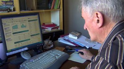 Stan Grierson, a director of ShareSoc, looks at share prices online