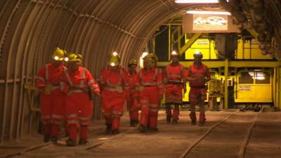 Women visit Kellingley Colliery