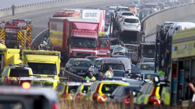 Vehicles piled up amid Kent crash