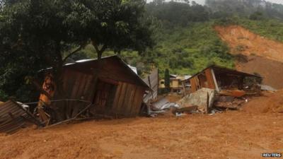 Destroyed houses in La Pintada