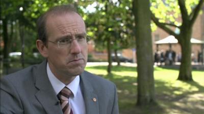 Llyr Gruffydd AM