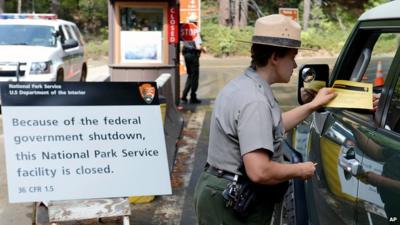 Yosemite rangers turn away tourists