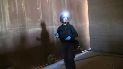 UN chemical weapons inspectors examining site in Syria