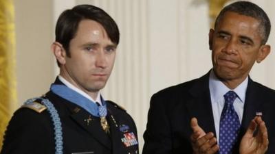 Captain William Swenson and President Barack Obama