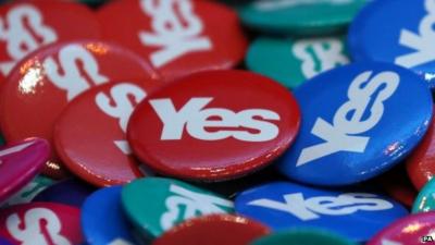 Yes badges at SNP conference