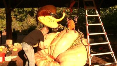 Artist carves giant pumpkin for exhibition in New York