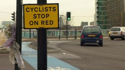 Stop sign for cyclists