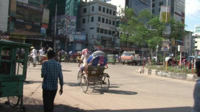 An intersection in Dhaka