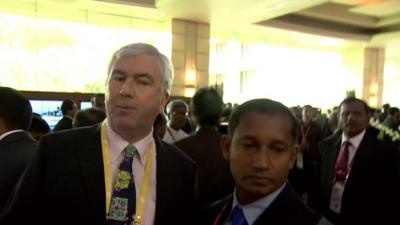 The BBC's James Robbins and a Sri Lankan security official