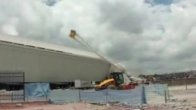 Moment Brazil crane collapses from amateur video