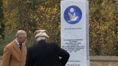 Prince Charles unveils Tempsford memorial