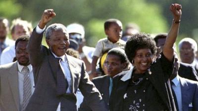 Nelson and Winnie Mandela celebrate his prison release in 1990