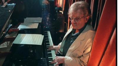 Stan Tracey in 1998