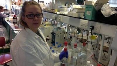 Rebecca Lass is a trainee scientist