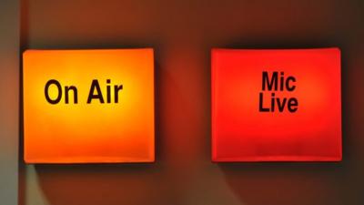 On Air and Mic Live sign