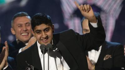 Musharaf Asghar receives the National Television Award