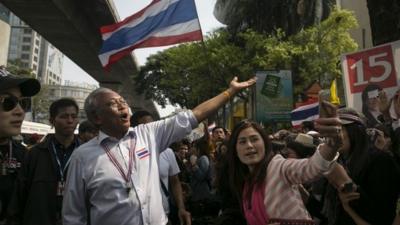 Suthep Thaugsuban and supporters