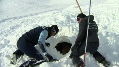 Rescue team in Montgenèvre in training for avalanche rescue