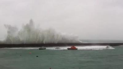 Huge waves in Alderney