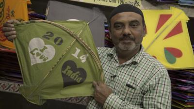 Kite-maker, Rajuhbai