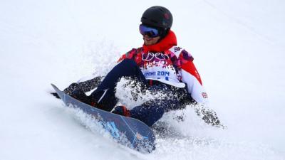 Dominic Harington falls on halfpipe