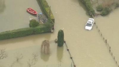 Floods in Thames Valley