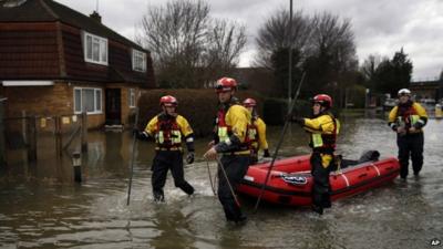 Rescue team in Staines-upon-Thames