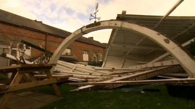 Roof ripped off Porthmadog Station