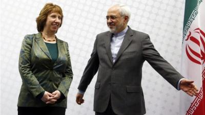 European Union foreign policy chief Catherine Ashton (L) and Iranian Foreign Minister Mohammad Javad Zarif