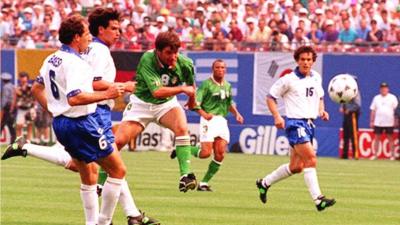 Ray Houghton scores against Italy