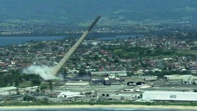 The Port Kembla chimney falling over