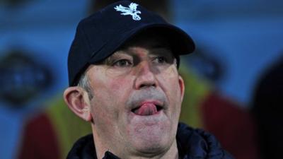 Crystal Palace 0-2 Manchester United: Tony Pulis rues penalty