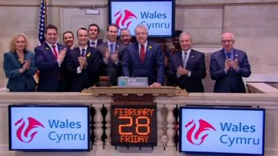 Carwyn Jones rings the opening bell at New York Stock Exchange