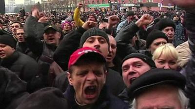 Protesters in Kharkiv